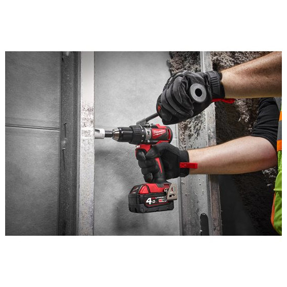 Perceuse à percussion 18V livrée avec 2 batteries 4Ah Li-Ion - MILWAUKEE - M18 BLPD2-402X